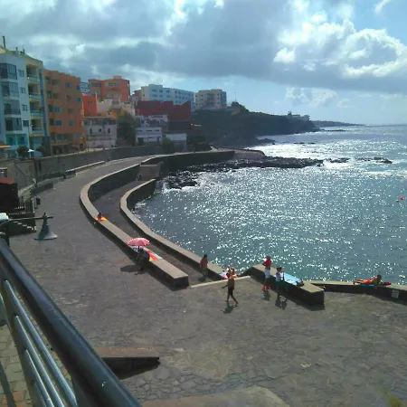 Apartamento Marianne A Pie De Playa * バハマル