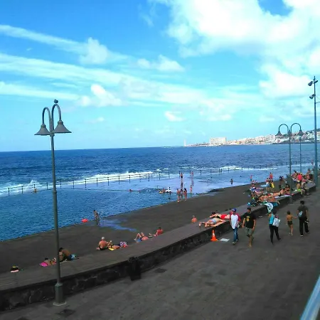 Apartamento Marianne A Pie De Playa バハマル